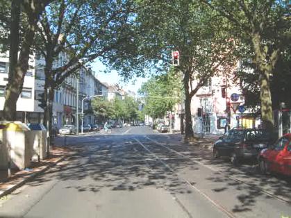  Bild: Kreuzung Talstr. / Bilker Allee / Weberstr. / Bachstr., Richtung Osten 