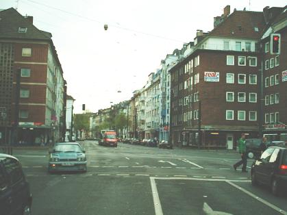  Bild: Kreuzung Corneliusstr. / Morsestr. / Oberbilker Allee / Bilker Allee, Richtung Westen 