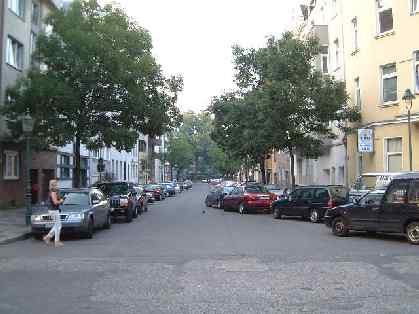  Bild: Kreuzung Friedenstr. / Düsselstr. / Wissmannstr., Richtung NordenNordosten 