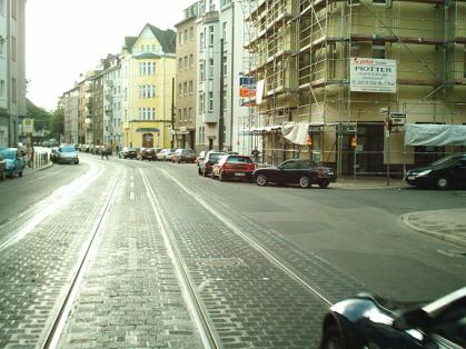  Bild: Kreuzung Gladbacher Str. / Wupperstr., Richtung Westen 