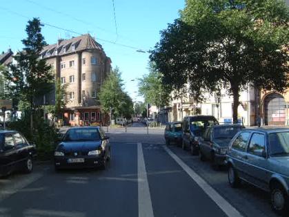  Bild: Kreuzung Pionierstr. / Herzogstr. / Hüttenstr., Richtung Norden 